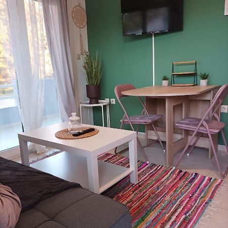 Home Away From Home Ixia  Eksteriør billede