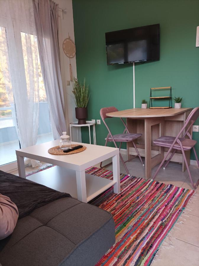 Home Away From Home Ixia  Eksteriør billede